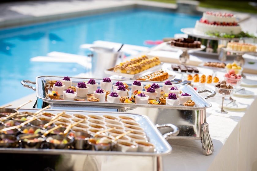ゲストも喜ぶ演出！『デザートビュッフェ』の結婚式ならではの楽しみ方