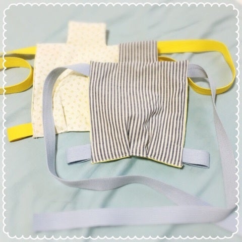 簡単！手作り 人形用抱っこ紐 ドールキャリア の無料型紙と作り方 - リビングがおもちゃでいっぱい