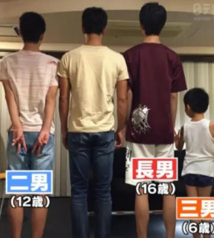 ABEMAエンタメ - 沢村一樹 57 の次男・野村康太 20 「お父さんにソックリ」「眼福すぎます」最新の自撮りショットに反響