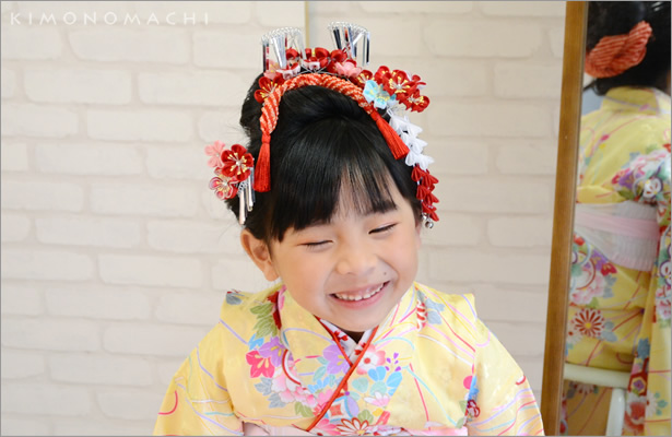 七五三 つまみ細工 髪飾り クリップフラワーA パッチン留め スリーピン 3歳 7歳 キッズ 子供 着物 袴 浴衣 卒業式 卒園式 ピンク 赤 黄色緑 白 ホワイト ヘッドドレス パッチンピン 送料無料 – フラワー&ギフト ミュゼ ＜公式サイト＞