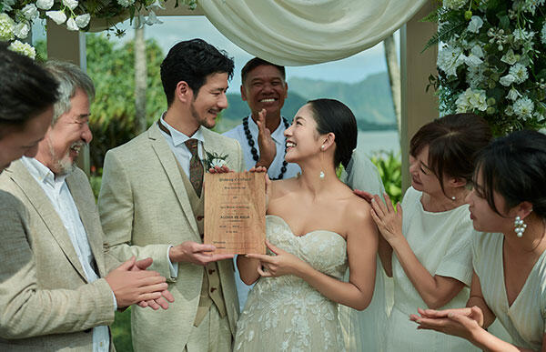 ハワイ挙式の費用！家族・二人だけで格安に挙げる方法は？ブライダルフェアから始まる結婚式の悩みを解決するサイト