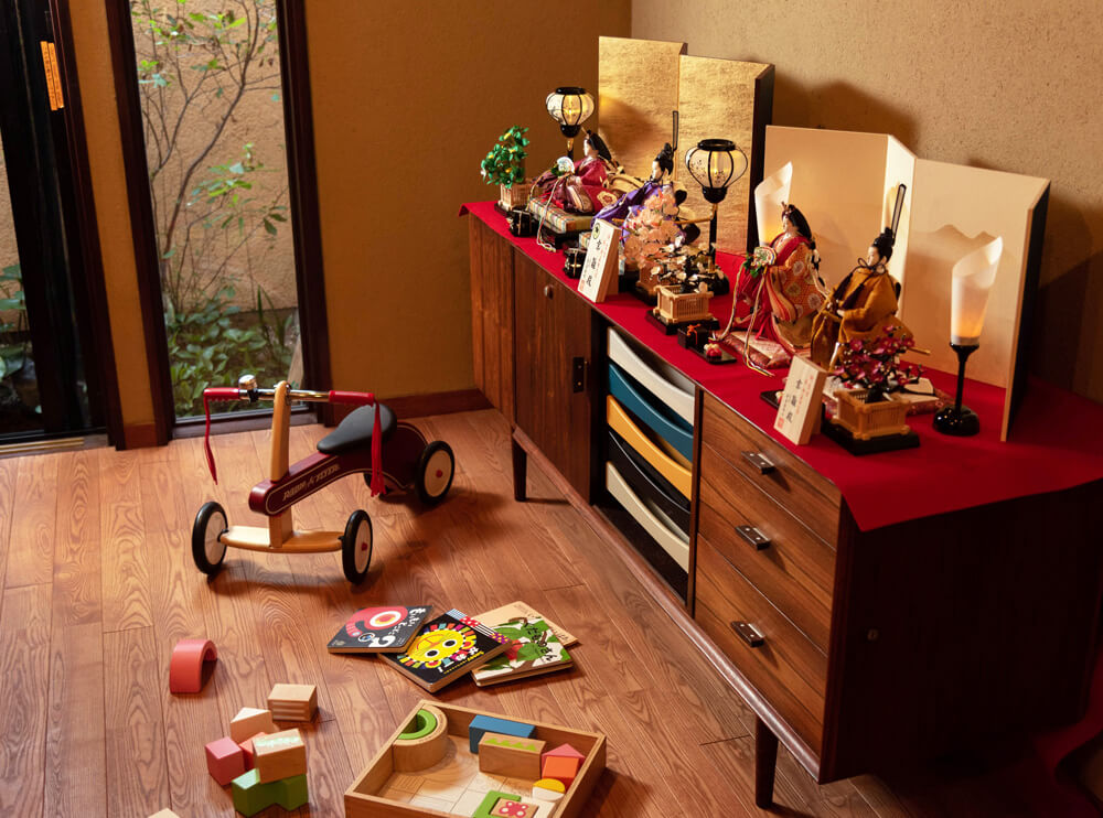 雛人形の飾り場所 注文住宅ならではの飾り棚とニッチ実例 リソーケンセツのブログ 埼玉注文住宅 春日部市の工務店