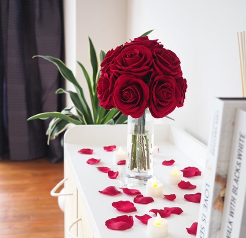 プロポーズ花束とひざまずく：プロポーズの日と流れを解説