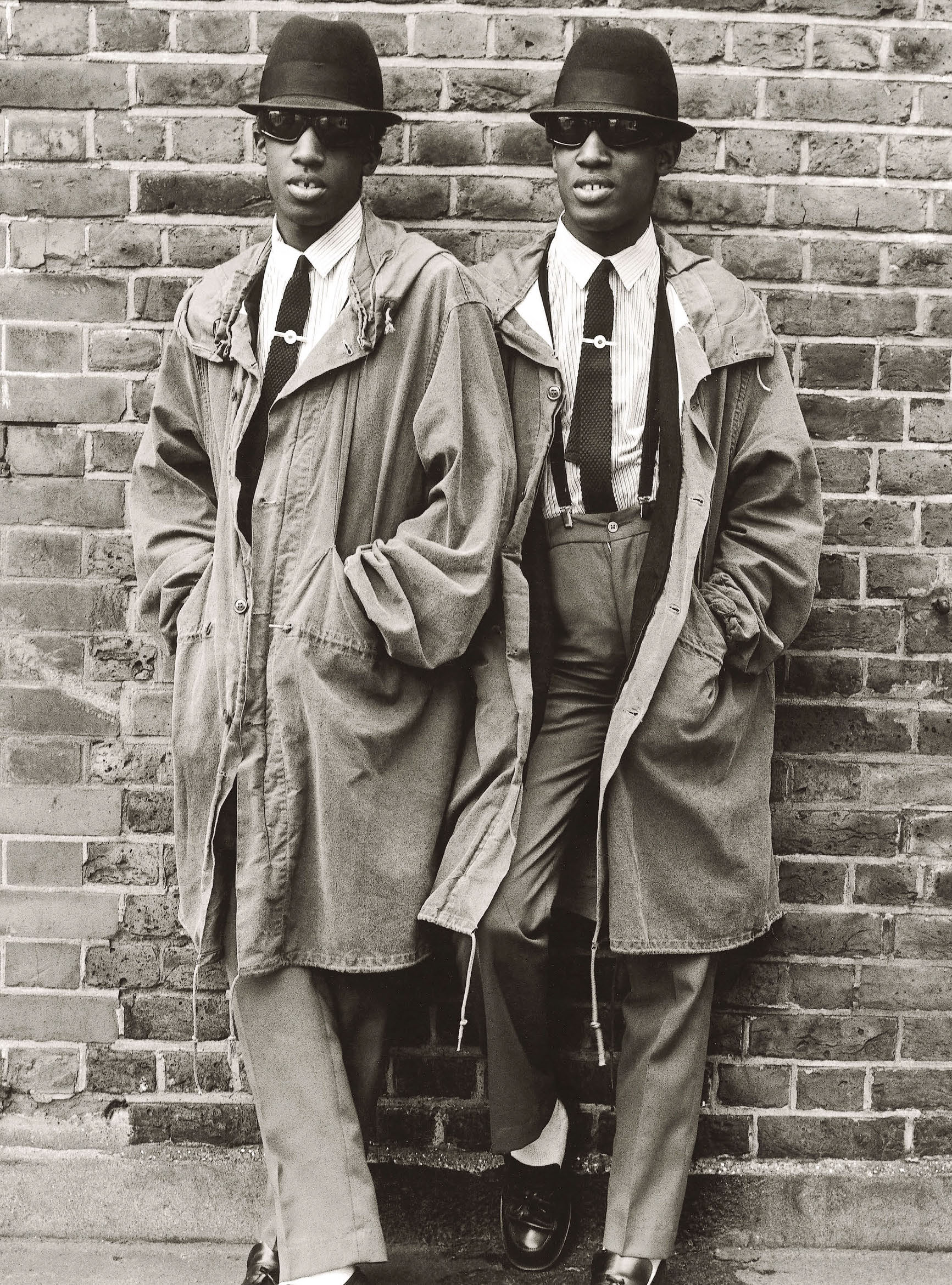 木村カエラちゃん 先日、とても素敵な20周年のコンサートを終えて改めて振り返ってみたら ここ数年だけでもいろんなヘアスタイルやってきたなぁ〜と。ショートレングスの枠の中で、ここに挙げた写真以外にもヘアカラー含むともっともっと 「カエラ.エトセトラ」ある