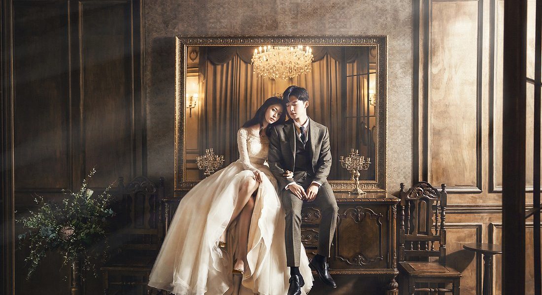 非日常体験を〜 韓国・釜山ウェディングフォトのご紹介です! 韓国第二の都市「釜山 プサン 」は、韓国最大の港町として有名で日本からもアクセスが良く人気の観光都市です。韓国内でも有数のリゾート地で、美しい海や観光地を目的に国外からも旅行者が訪れる場所でも