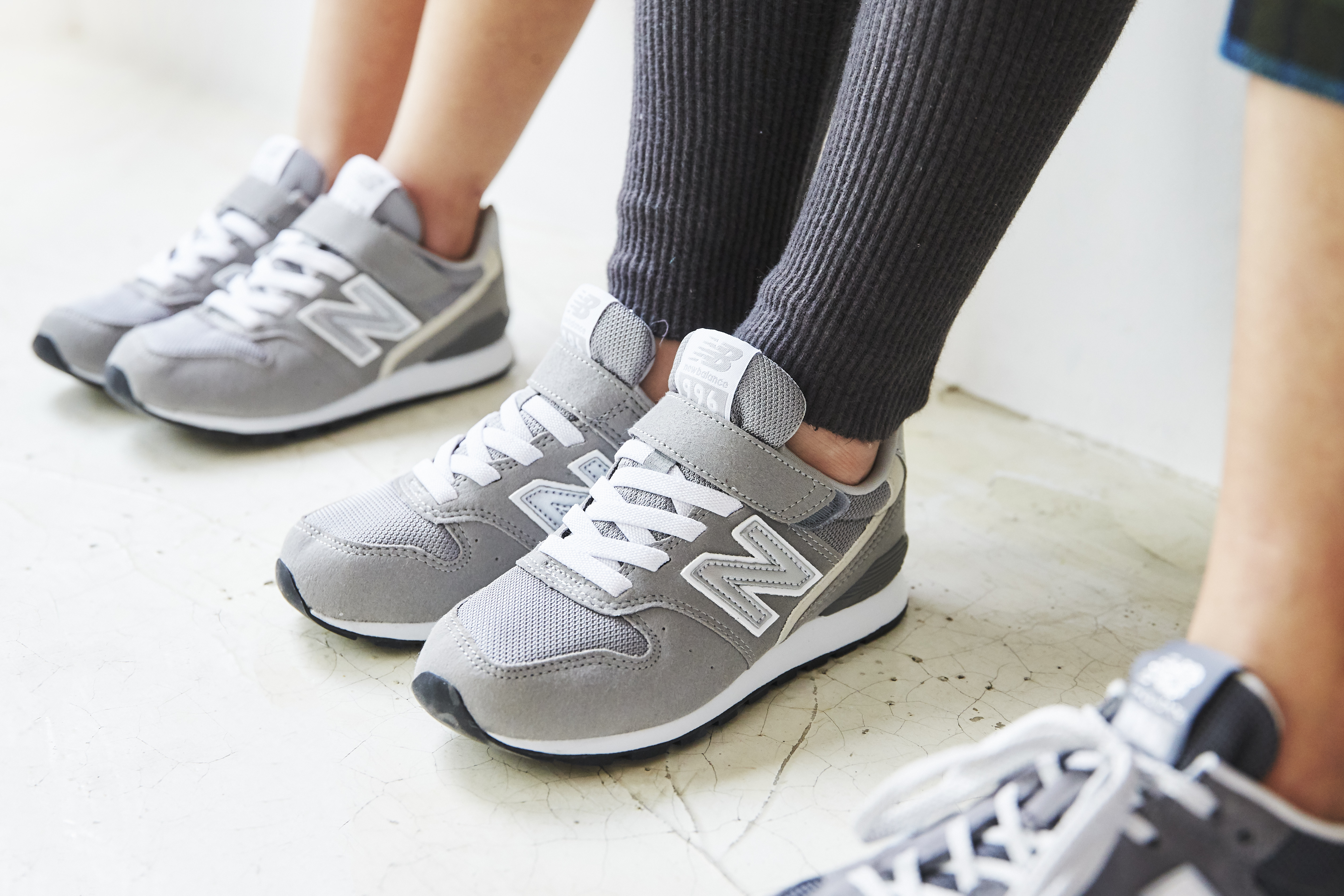 赤ちゃんから大人まで！親子リンクコーデにおすすめのお揃いシューズまとめ - 元気ママ応援プロジェクト