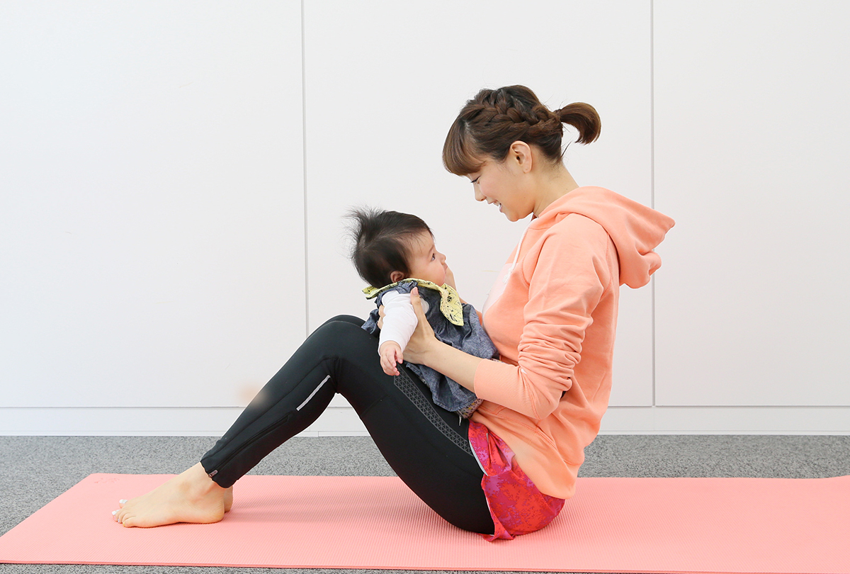 体験談 赤ちゃんが膝関節をコキコキ鳴らしていて気になった話子育て応援サイト MARCH マーチ