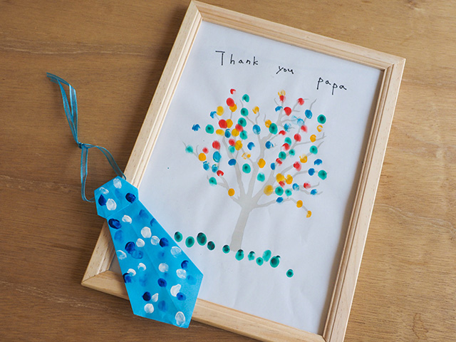 手形アートを父の日に！赤ちゃんや子どもの手で作るプレゼント5選とくべつをつくるジャーナル