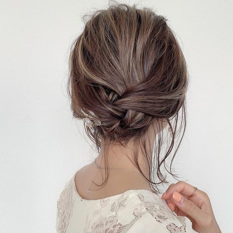 簡単ボブヘアアレンジ七五三ママ必見