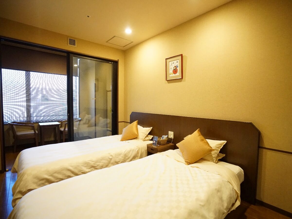 翌朝9時まで滞在OK♪ 入館料＋深夜料金＋セルフドリンク1杯 嬉しい10%OFF♪≪浴衣 バスタオル フェイスタオル込み手ぶらでOK≫ 女性・カップル・ファミリーにも大人気直前予約OK 18603 東京豊洲万葉倶楽部 - じゃらん遊び体験