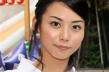 日テレ・杉野真実アナ、直筆“美文字”で結婚を報告 - エンタメ - ニュース クランクイン