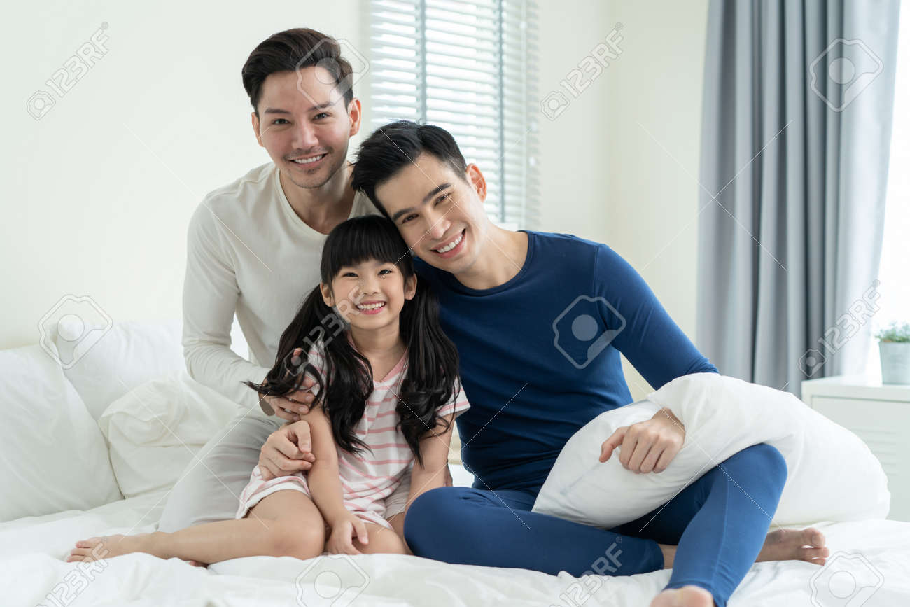 ゲイであることをオープンにして生きる「同性カップル」、子をもつ選択をするまでの葛藤 後編ゴールドオンライン