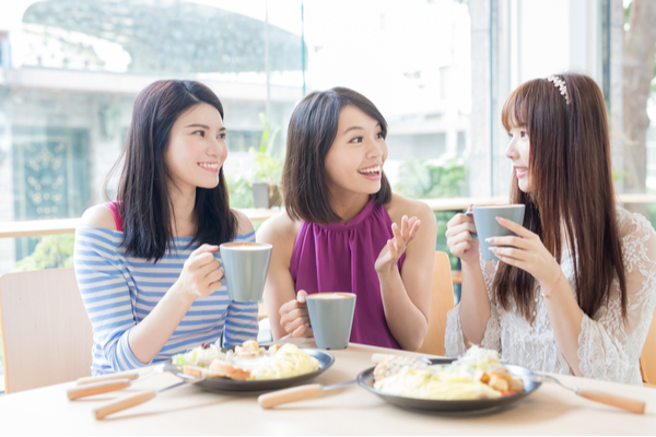 友達とのランチの楽しみ方2025 年のリアルなLemon8ユーザー体験