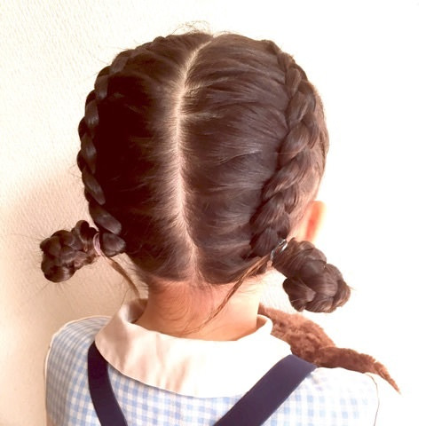 子供の少ない髪でも超簡単にボリュームUP!ふわふわツインお団子の作り方♡ ヘアアレンジ
