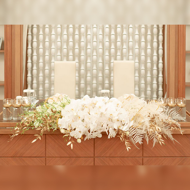 高砂・メインテーブルをおしゃれに彩る装花アイデア集！華やか系～ナチュラル系まで 実例紹介結婚ラジオ結婚スタイルマガジン