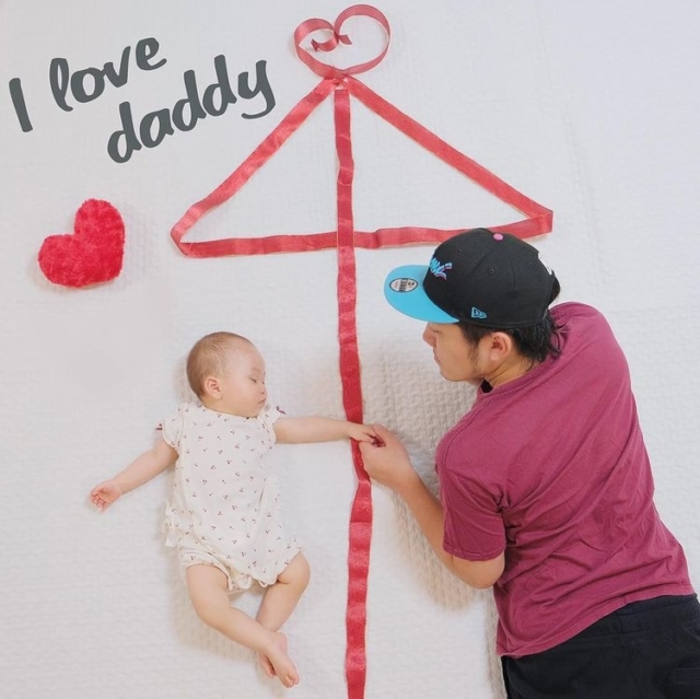 パパ感激！赤ちゃんの手形＆写真でつくる、父の日ギフトアイデア集たまひよ