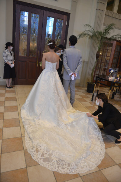 結婚式のワンシーン～挙式入場前～ブルーグレース大阪 スタッフブログ