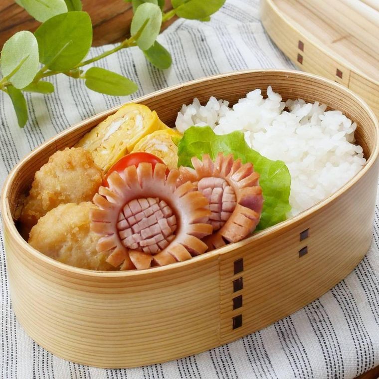 親子遠足のお弁当の写真・画像素材-Snapmart スナップマート