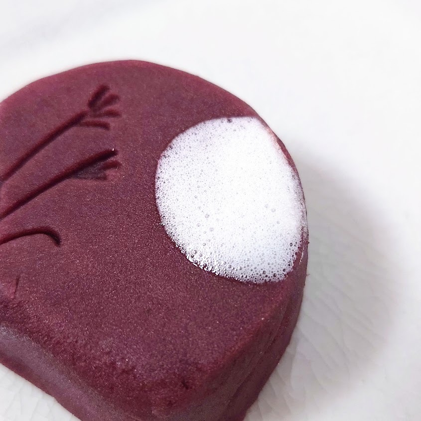 日本橋うさぎやさんのふわふわ「うさぎ」こし餡も乙な味の生菓子はお月見にもぴったりな求肥餅です 柳谷ナオ- エキスパート - Yahoo!ニュース