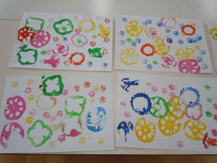 夏を楽しむ♡～お野菜スタンプ編～HUGキッズのブログ 24時間保育 大阪市中央区の学べる保育園・おけいこサロンHUGキッズハグキッズ