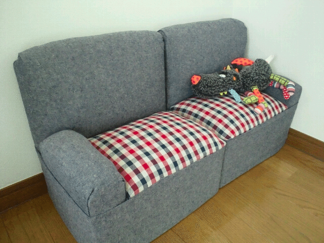 牛乳パック椅子の作り方！大人が座れるくらいの強度も簡単にDIY♪4yuuu