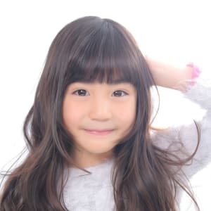 ヘアメイクさんに聞く、子供の髪セルフカット攻略法！ 女の子編VERY