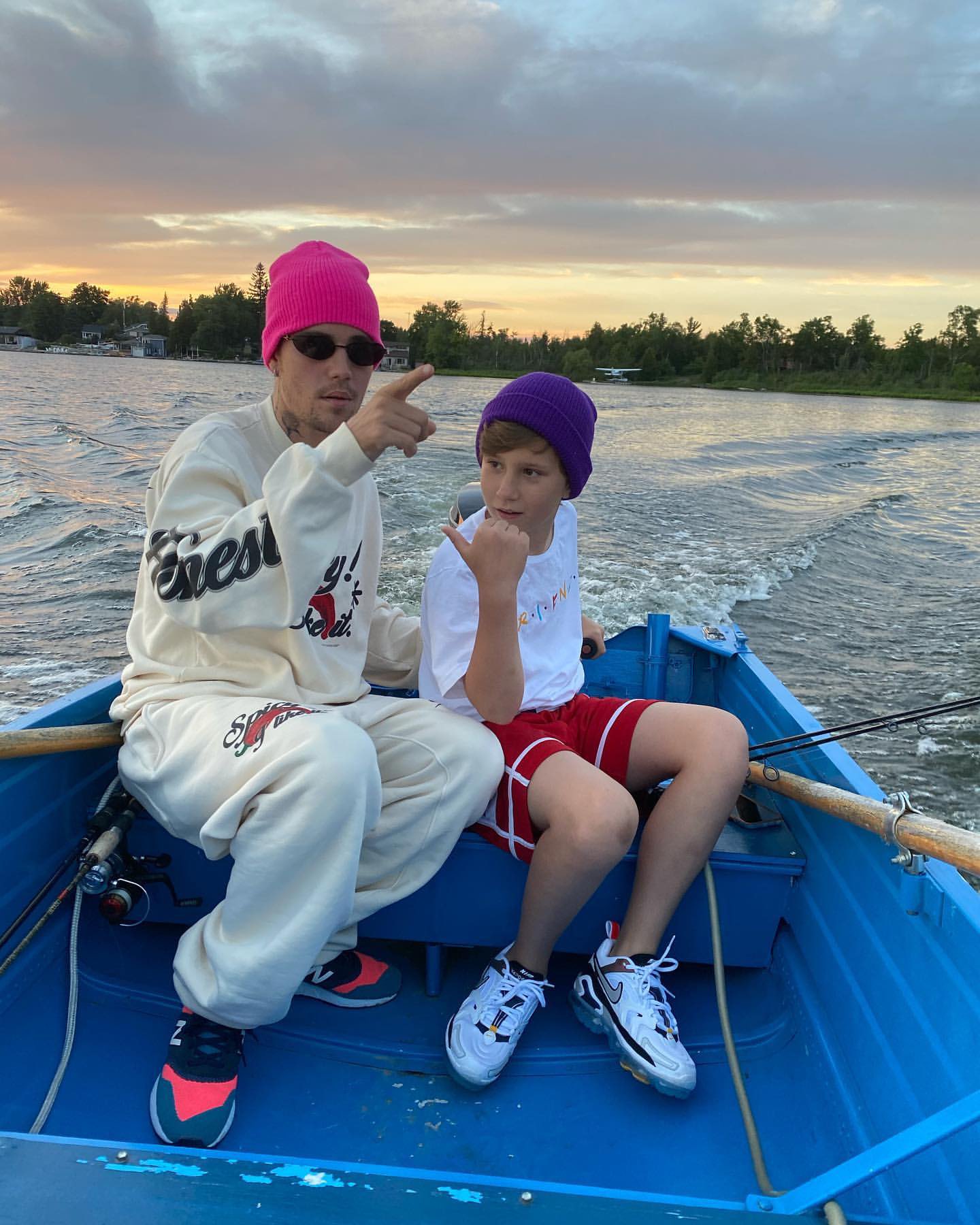 ジャスティン・ビーバー、前作から56日後に新アルバム『SWAG II』をサプライズ発表Vogue Japan