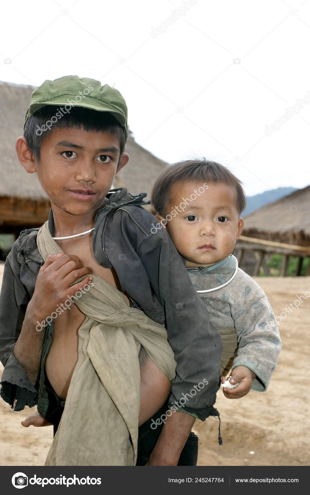 小さな子どもと暮らす快適でおしゃれなリビングづくりのコツ 家具・インテリア Re:CENO リセノ