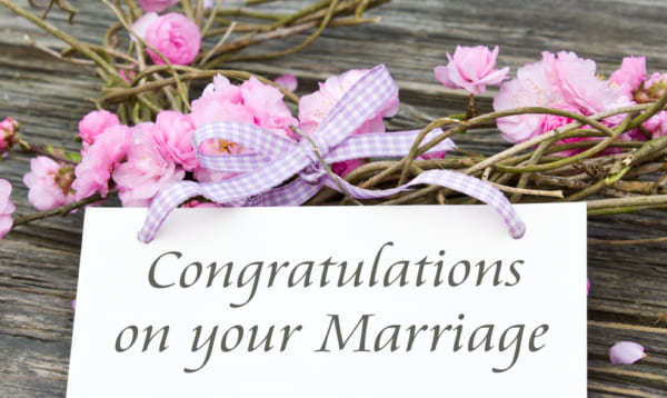 結婚式ムービーに使える筆記体の英単語「おめでとう！」無料動画素材てれそ