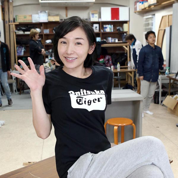 加護亜依、元所属事務所の社長夫妻と現在も交流 2019年に契約解除も、娘の9歳バースデーを祝福され「ありがとう〜！」 1 2ねとらぼ