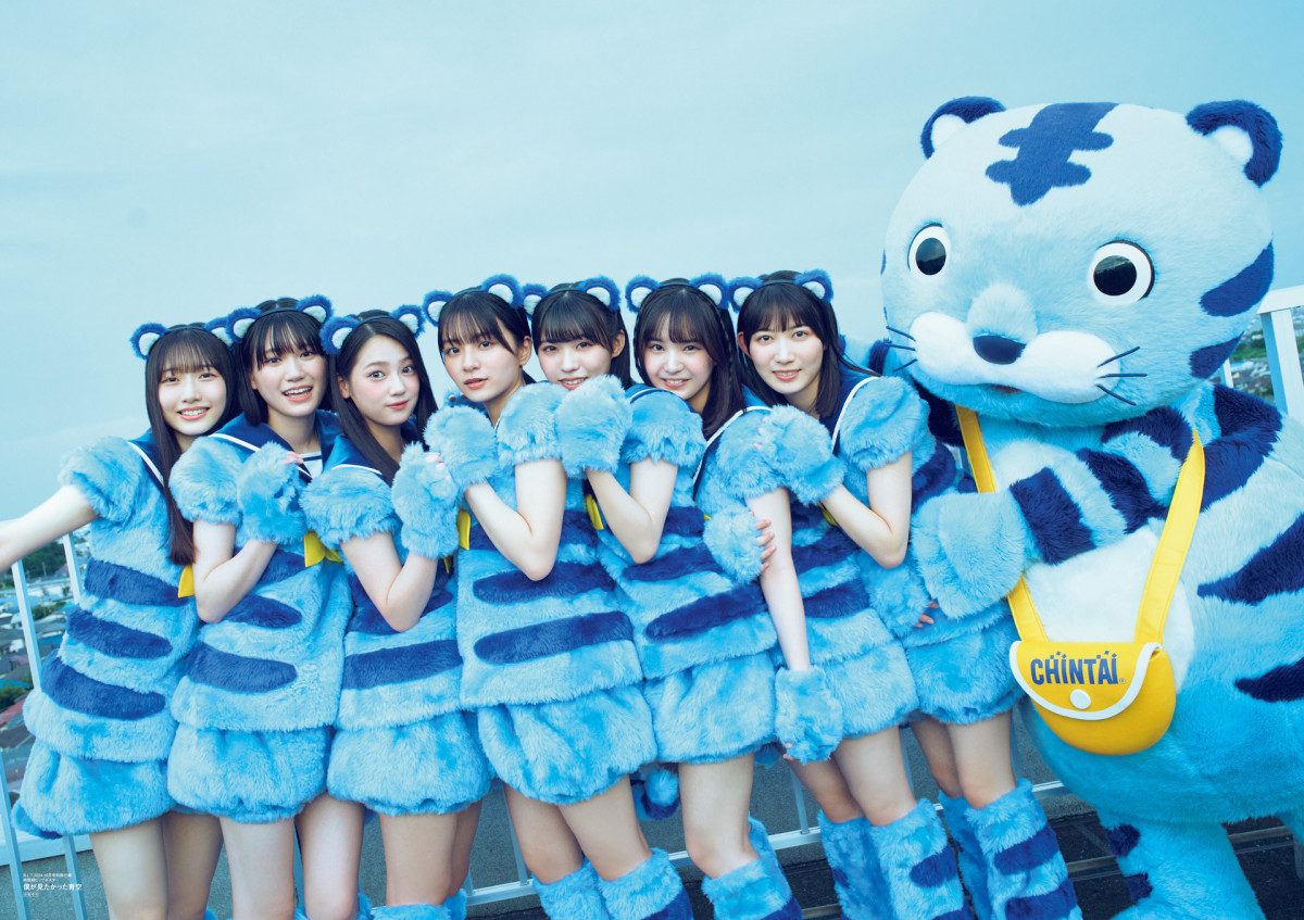 🖤ྀི🤍ྀི🖤ྀི🤍ྀི🖤ྀི🤍ྀི🖤ྀི 相方ちゃんとおそろいこーで♡ྀིらぶ Emmamuahのトップス レザーで合わせたよ🩶 あおはアーバンチェリーのパンツめろはH＆Mのスカート @emma__muah @gravail