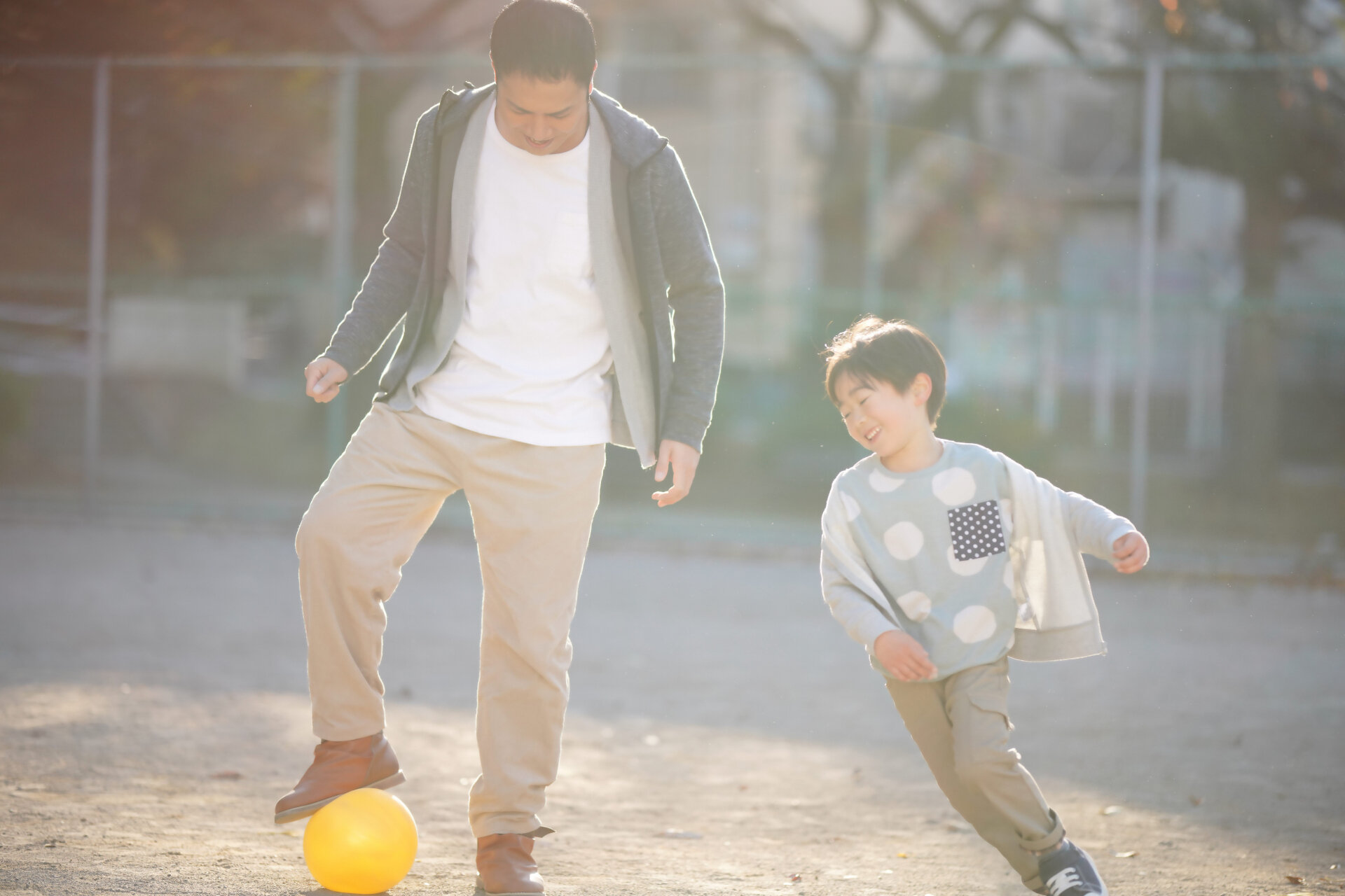 息子が社会人になると、父親を見る目は変わるか - シニアガイド