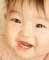 1month👶🏻🪿🩵 息子のも自分の備忘録がてら記録📝いつまで続けられるかな🥹☑︎体重3030g→4464g 56g 日☑︎身長48cm→55.5cm頭囲33cm→39cm ☑︎入院中は夜間預かりメインで体力を回復 ☑︎ベースは完母+ミルク40mlを1.2回足す位☑︎生後2週間前後に頬に乳児