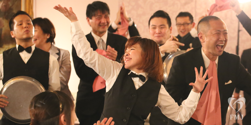 メモリプレイ結婚式が感動に包まれるサプライズ演出