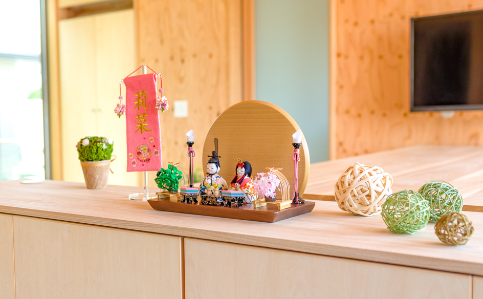 女の子の初節句料理・衣装・祝い方や祝い金の相場までマナーをレクチャーHugKum はぐくむ