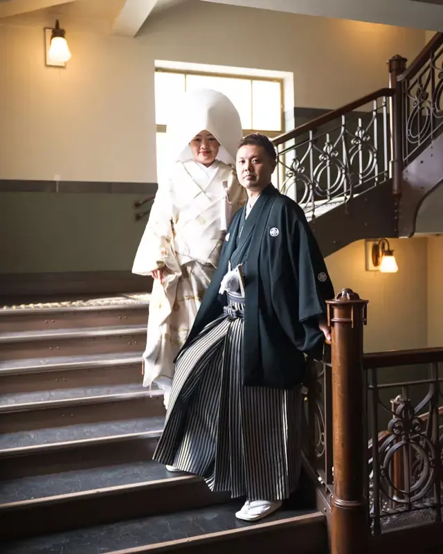 大阪で洋装・和装両方前撮りをされたい方へ大阪でフォトウェディングを撮影しているフォトグラファーが執筆しています