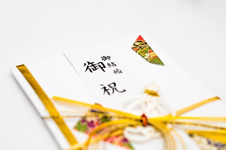 ゲストから欠席連絡が来たらどうする ？対応すること＆配慮したいことゼクシィ