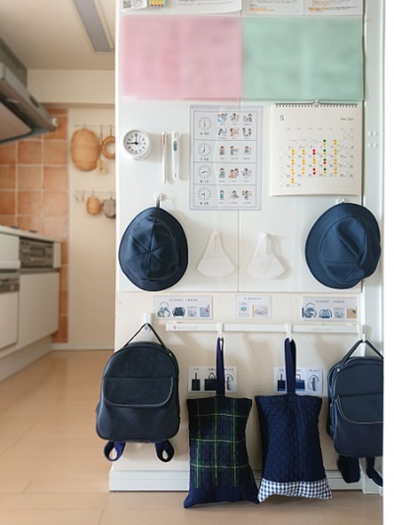 身支度コーナー」のアイデア 18 件インテリア 収納, 収納 アイデア, こども部屋 収納