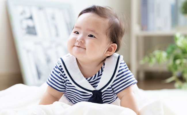 月」を使った女の子の名前