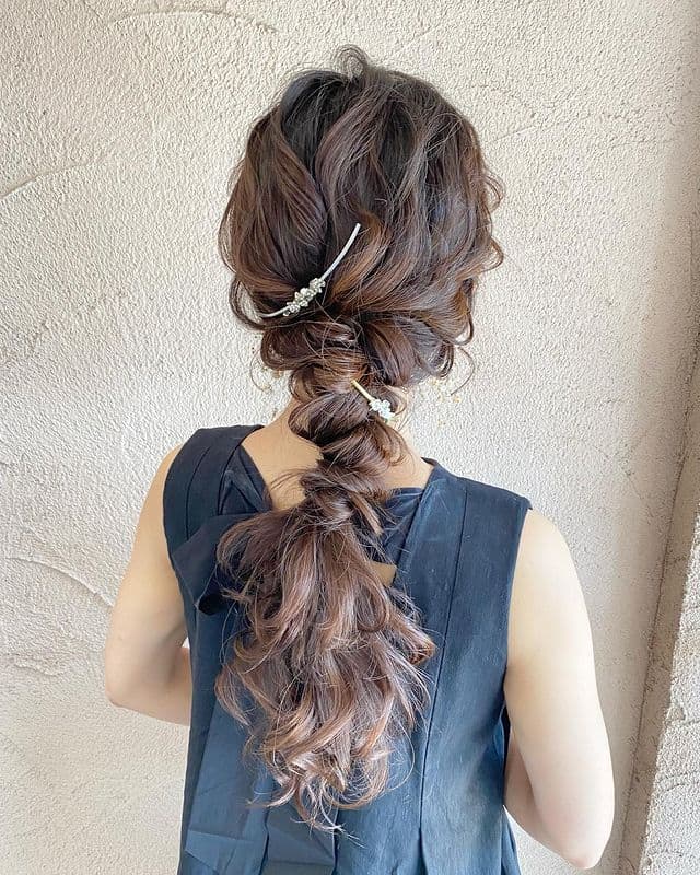 結婚式におすすめの髪型。お呼ばれマナーも確認しておこうomotte magazine from ANNIVERSAIRE記念日にまつわるマガジン