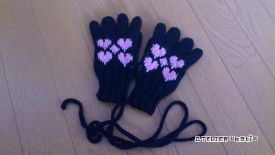 かぎ針ショップ新着編み図 指カバー付きミトン – 手編みウェア＆雑貨の無料編み図 ATELIER *mati*