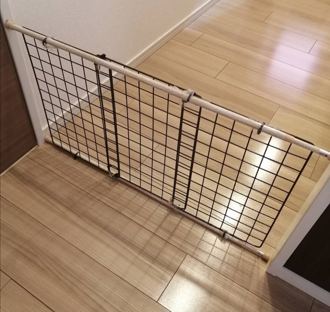 DIY 手作りベビーゲートの作り方 テレビ前アサイ工房