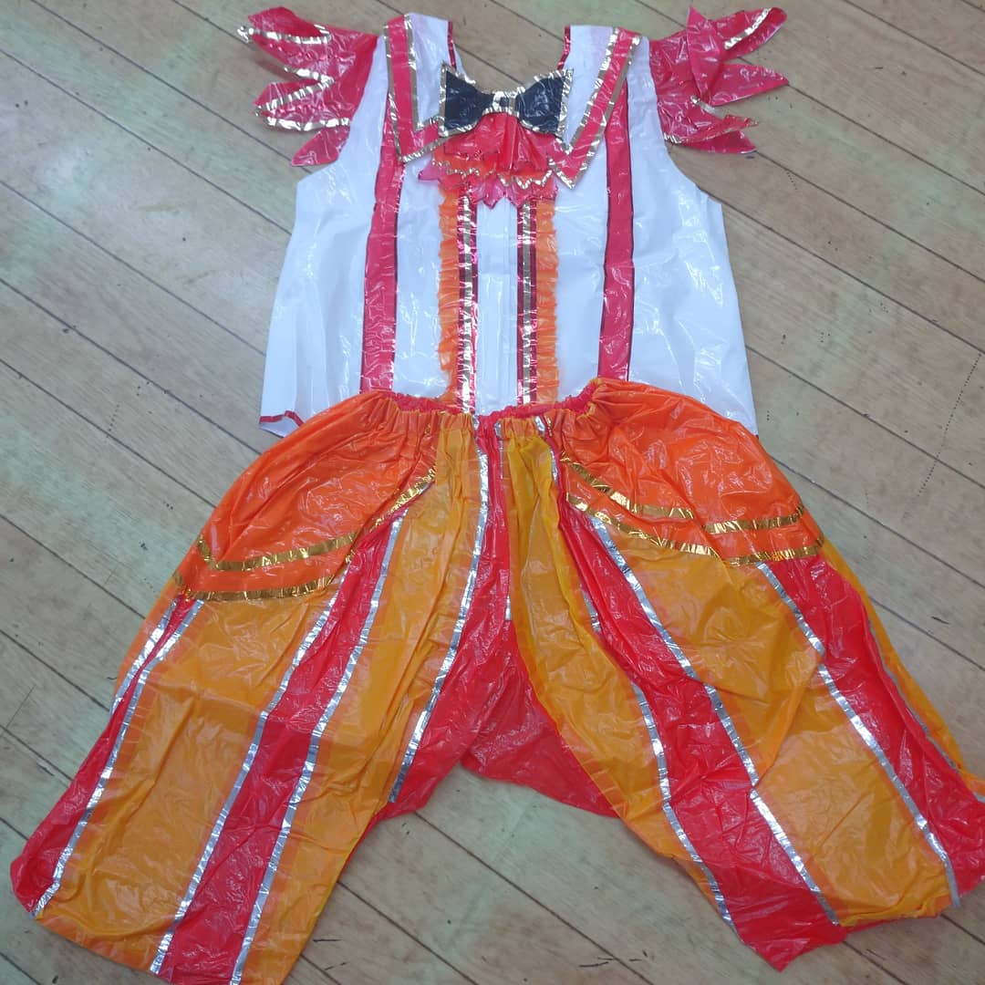 楽天市場 ビニール製衣装ベース C ベスト 10枚入 衣装 幼児 コスチューム 子供 手作り 文化祭 演劇 発表会 運動会 お遊戯会 ダンス 祭り男の子 女の子 コスプレ 幼稚園 保育園 : ルーペスタジオ