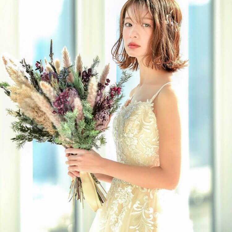 花嫁ヘア ベース顔・丸顔さんはこれで決まり！失敗しない、顔型で選ぶブライダルヘア９選札幌フォトウェディングカウンタ