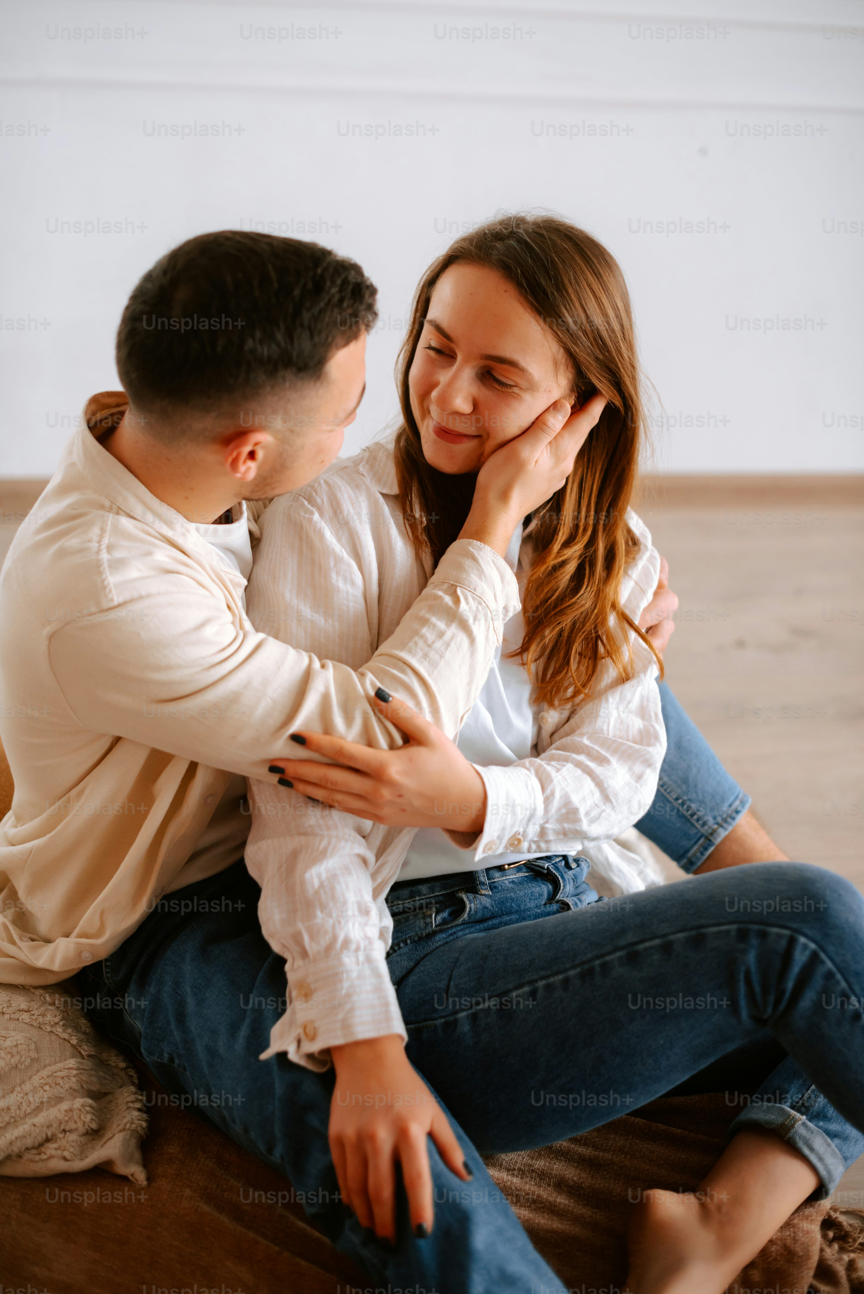 画像1 3かまってほしい時は上に乗れ！男性がメロメロになってしまう甘え方5つ - モデルプレス