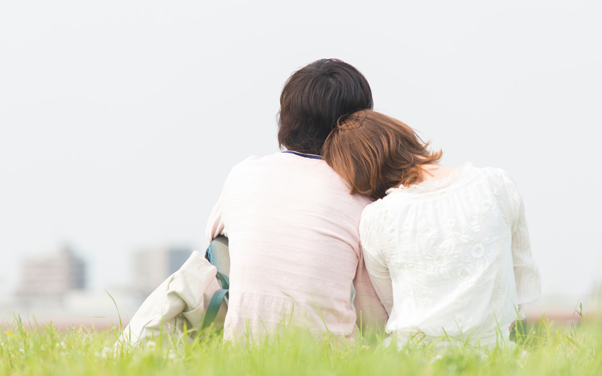 必見 友達だと思ってたのに 男友達の急なハグに隠された心理9つARINEアリネ