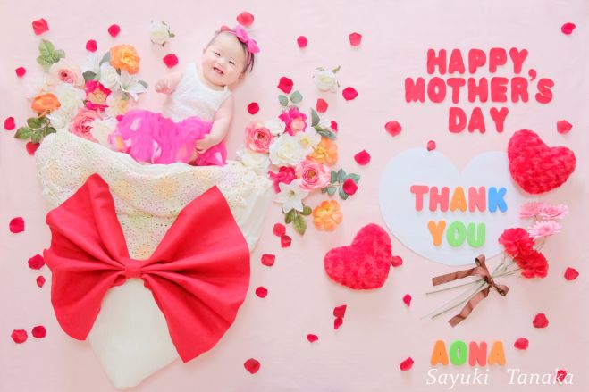 フレーム付き 母の日のプレゼントに♡喜ばれるベビーポスター 感謝の気持ちを込めて♪お洒落で可愛い孫ポスター♡かすみ草＆リーフのハートリース –アトリエ星のまど