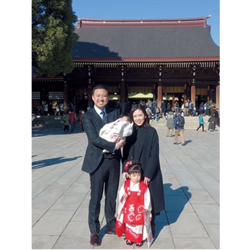 お宮参りでパパの服装・スーツのポイントは？ネクタイは何色がいい？ 貸切型写真館プレシュスタジオ