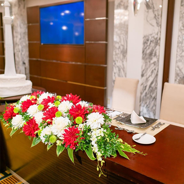 ウェディングフラワー 白ダリア