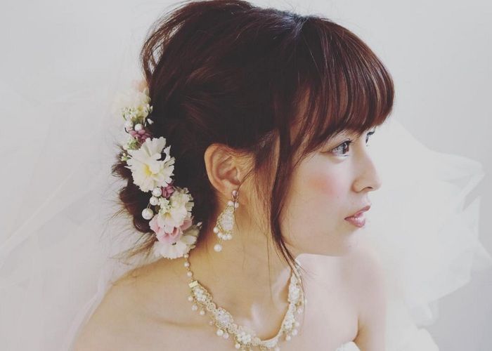 ウェディングドレスに似合う前髪は？ 写真写りの違いもチェックフォトウェディング・結婚式の前撮り HowToコラム